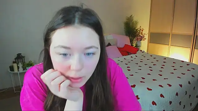 AlluringLookk online show from 15, 5, 2026