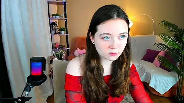 AlluringLookk online show from 21, 11, 2025