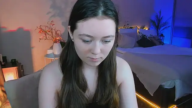 AlluringLookk online show from 23, 11, 2025