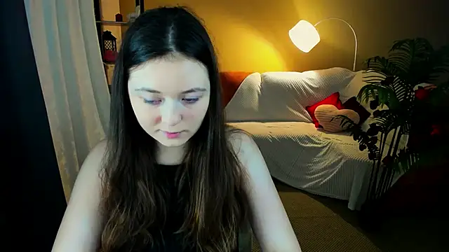 AlluringLookk online show from 13, 2, 2026