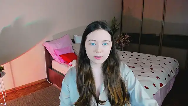 AlluringLookk online show from 12, 4, 2026