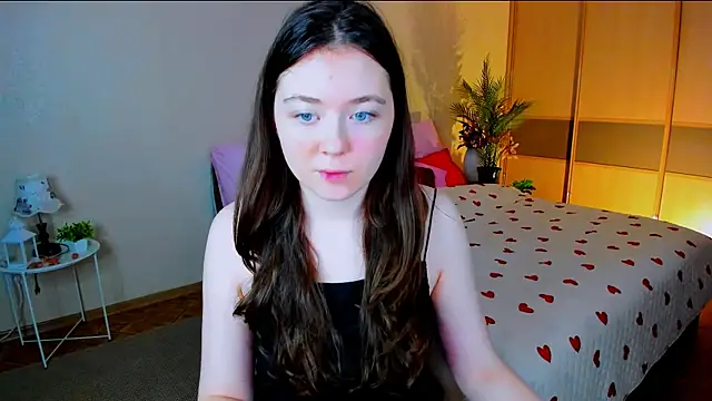 AlluringLookk online show from 13, 7, 2026