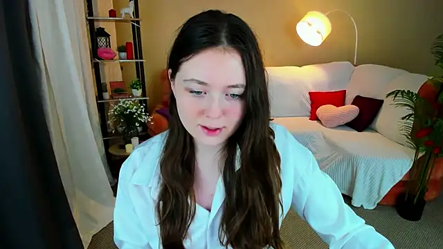 AlluringLookk online show from 16, 2, 2026