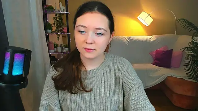 AlluringLookk online show from 22, 10, 2025