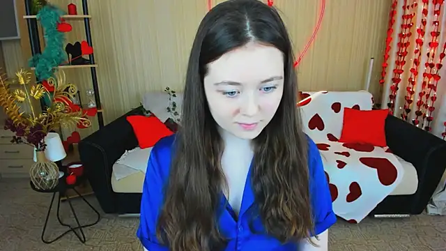 AlluringLookk online show from 28, 2, 2026