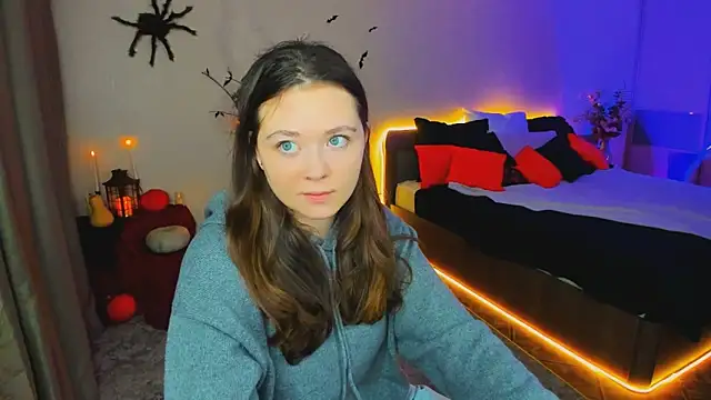 AlluringLookk online show from 29, 10, 2025