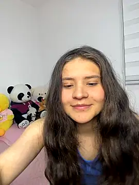 Emilyybennet  online show from 17, 9, 2025