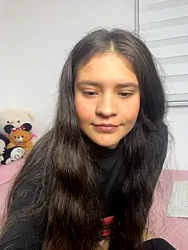 Emilyybennet  online show from 19, 9, 2025