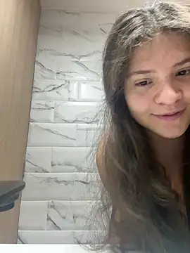 Emilyybennet  online show from 20, 12, 2025