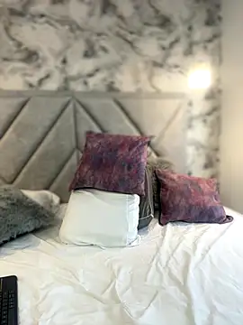 Im Manu online show from 12, 9, 2025