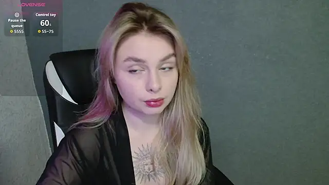 AngelicaHollywood online show from 12, 10, 2025