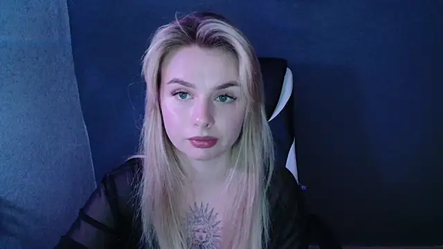 AngelicaHollywood online show from 14, 9, 2025