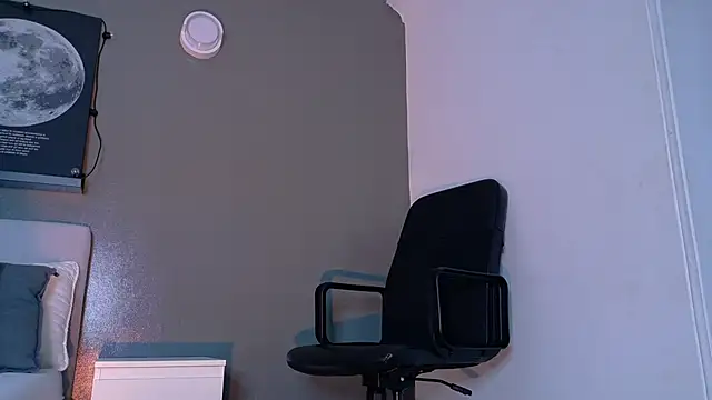 MrFox   online show from 26, 9, 2025