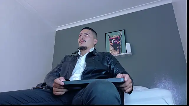 MrFox   online show from 4, 4, 2026