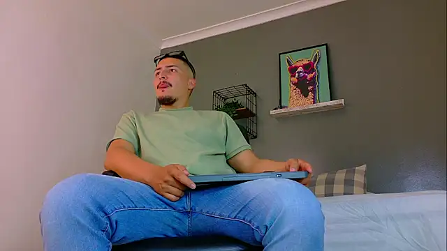 MrFox   online show from 11, 4, 2026