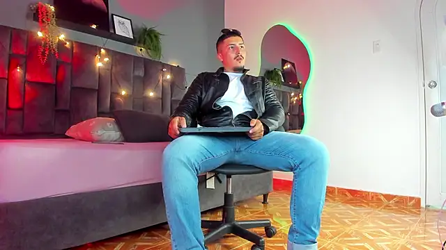 MrFox   online show from 5, 2, 2026