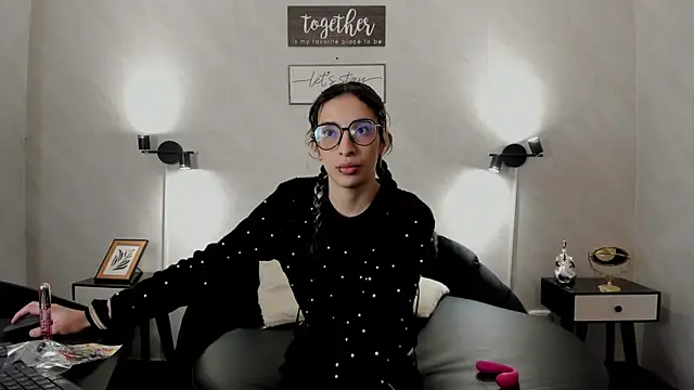 Emilia Bons online show from 17, 1, 2026