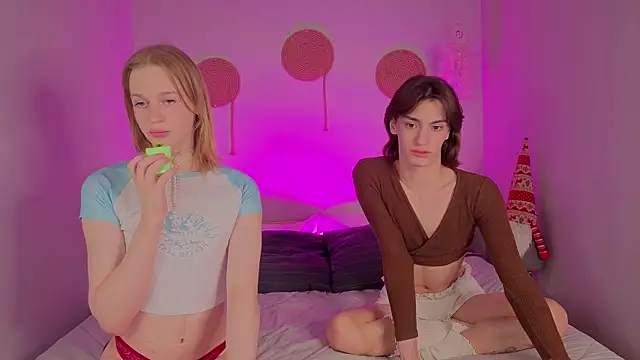 Olivia-Pink online show from 10, 1, 2026