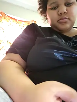 chocolate bella online show from 24, 9, 2025