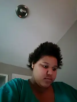 chocolate bella online show from 1, 4, 2026