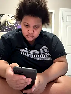 chocolate bella online show from 11, 9, 2025