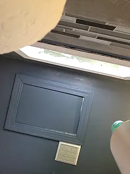 chocolate bella online show from 11, 10, 2025