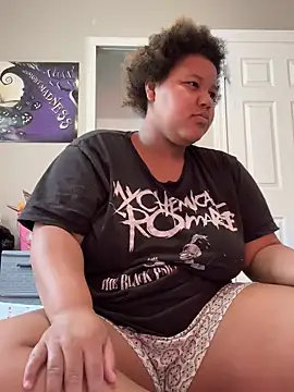 chocolate bella online show from 28, 9, 2025