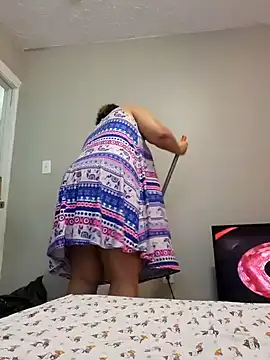 chocolate bella online show from 21, 10, 2025