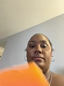 Cocomamii1 online show from 17, 3, 2026