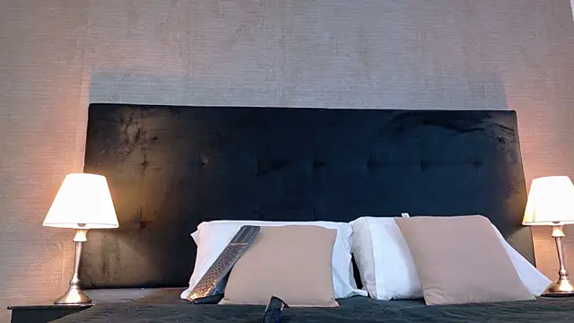 SophiaSummer online show from 6, 3, 2026