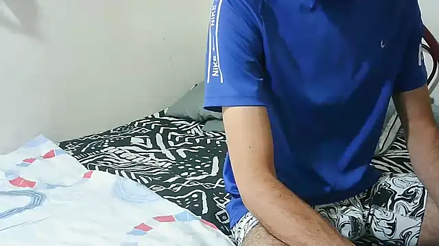 coplehot27 online show from 10, 9, 2025