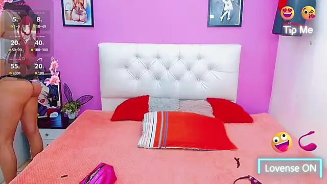 Snapshot of Azley_sweet chatting on 20, 10, 2025 Azley sweet online show from 20, 10, 2025