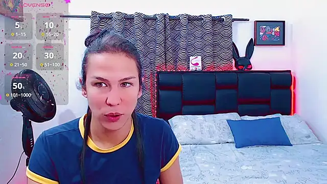 Azley sweet online show from 22, 4, 2026