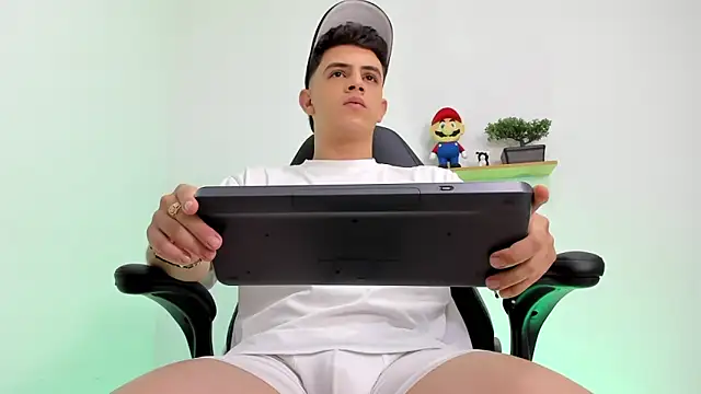 Mikecooper online show from 14, 1, 2026