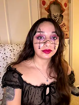 CharmingMaddie online show from 19, 12, 2025