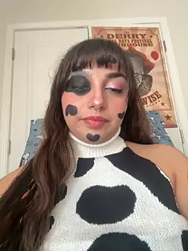 CharmingMaddie online show from 1, 10, 2025