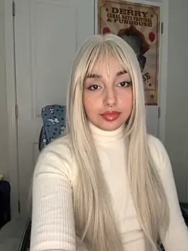 CharmingMaddie online show from 2, 12, 2025