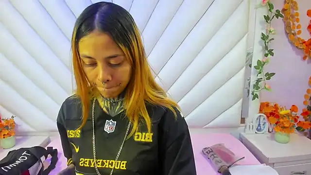 Sofii Anal  online show from 6, 11, 2025