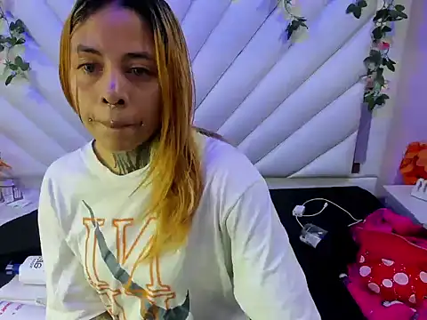 Sofii Anal  online show from 23, 9, 2025