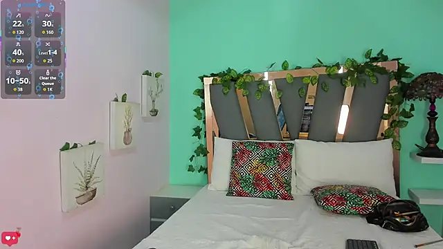 Violett Salvatore online show from 13, 3, 2026