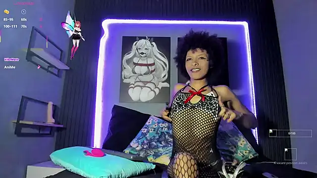 Violett Salvatore online show from 4, 12, 2025