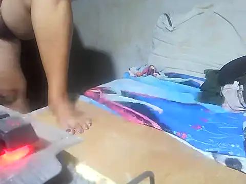 star ass online show from 4, 5, 2026