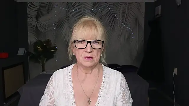 Sabina Ros online show from 3, 2, 2026