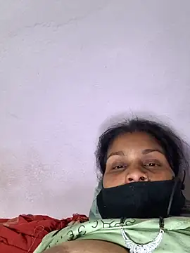 Love-pari077 online show from 11, 11, 2025