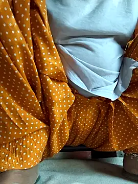 Love-pari077 online show from 17, 10, 2025