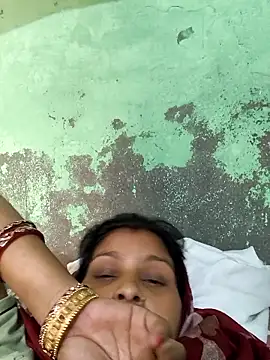 Love-pari077 online show from 3, 11, 2025