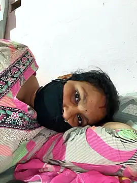 Love-pari077 online show from 11, 4, 2026