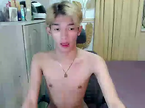 Snapshot of fuckerfriendsxx chatting on 27, 6, 2026 fuckerfriendsxx online show from 27, 6, 2026