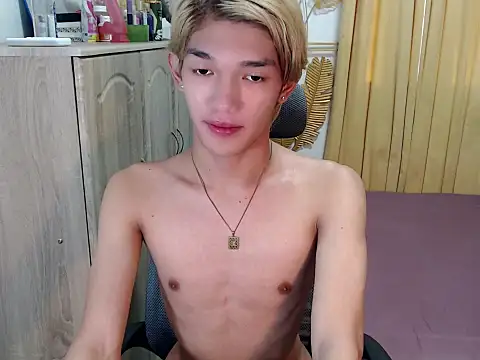 Snapshot of fuckerfriendsxx chatting on 13, 6, 2026 fuckerfriendsxx online show from 13, 6, 2026