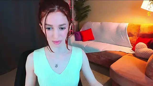 ChristinaConteeree online show from 7, 5, 2026